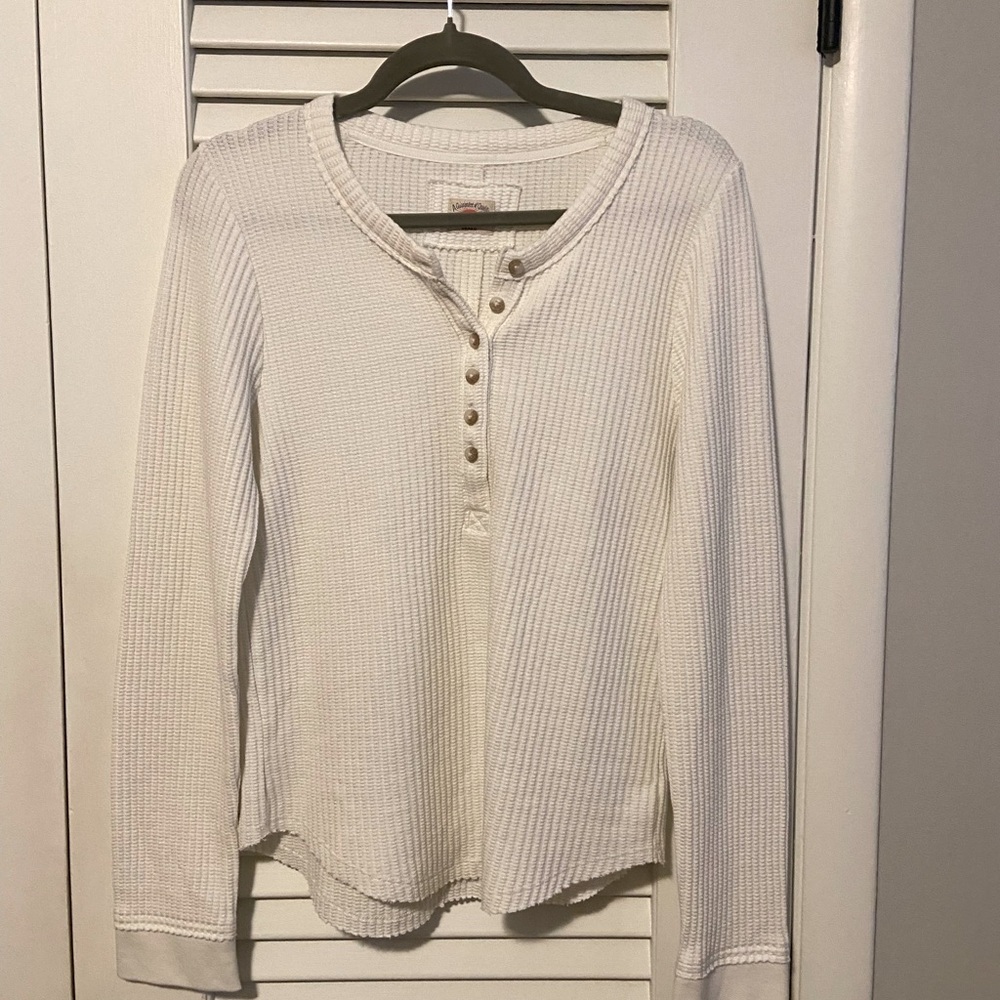Faherty Cream Button Down Henley Shirt Never Been Worn